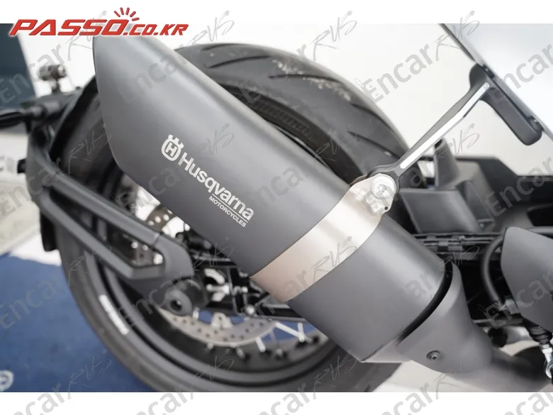 Husqvarna Vitpilen 701 - фото 6