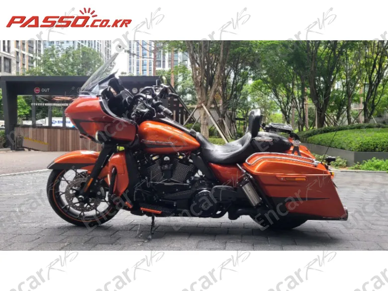 HARLEY-DAVIDSON ROAD GLIDE SPECIAL - фото 1