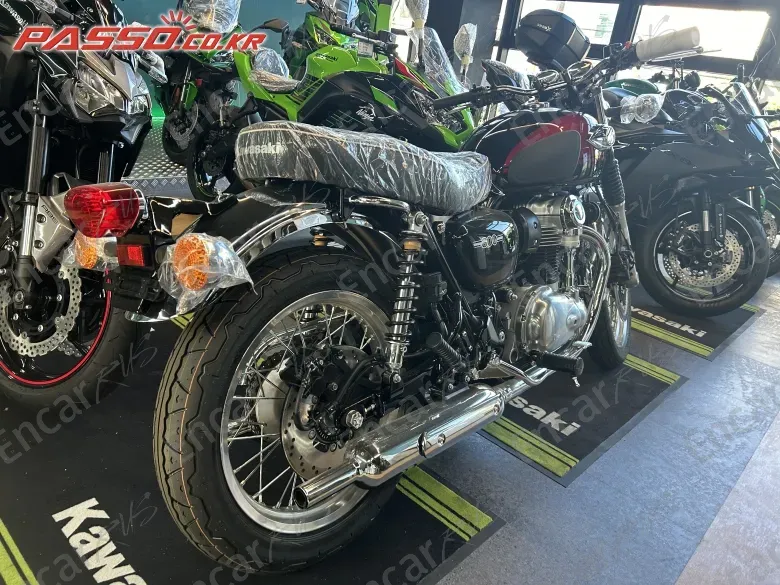 KAWASAKI W 800 - фото 2