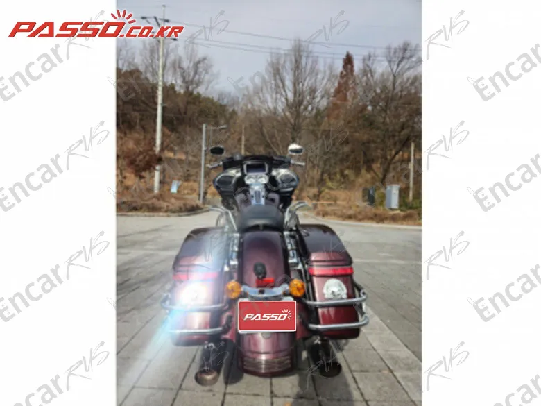 HARLEY-DAVIDSON ROAD GLIDE SPECIAL - фото 2
