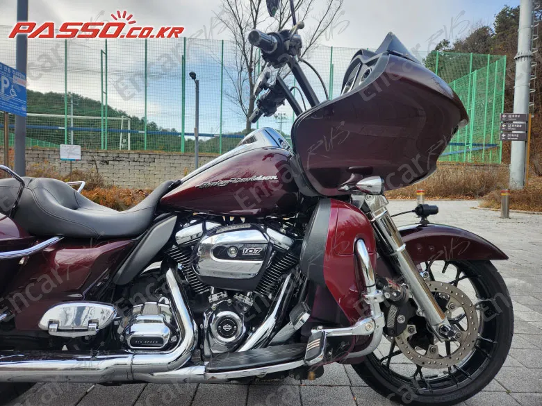 HARLEY-DAVIDSON ROAD GLIDE SPECIAL - фото 4