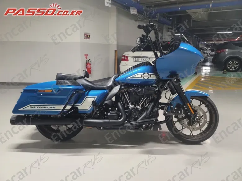 HARLEY-DAVIDSON ROAD GLIDE ST - фото 0