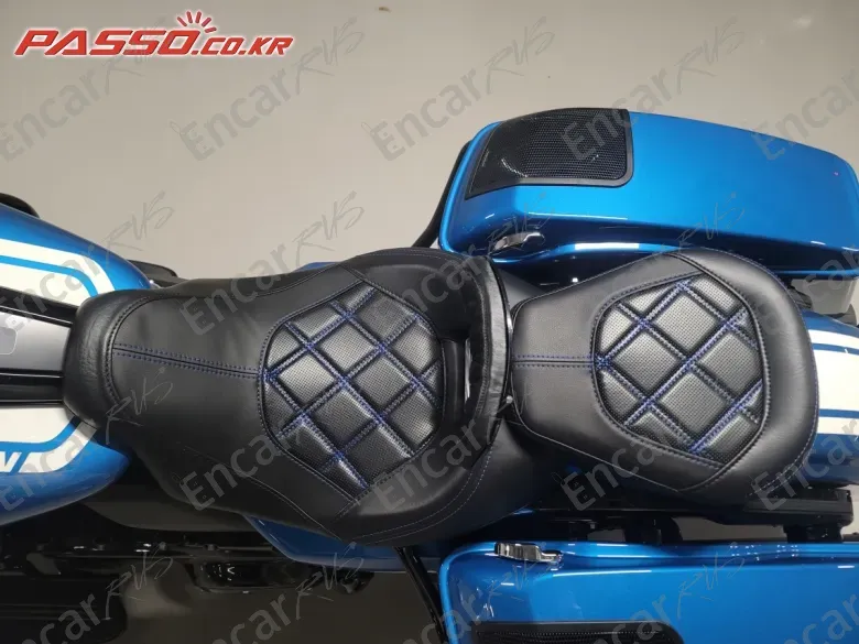 HARLEY-DAVIDSON ROAD GLIDE ST - фото 6