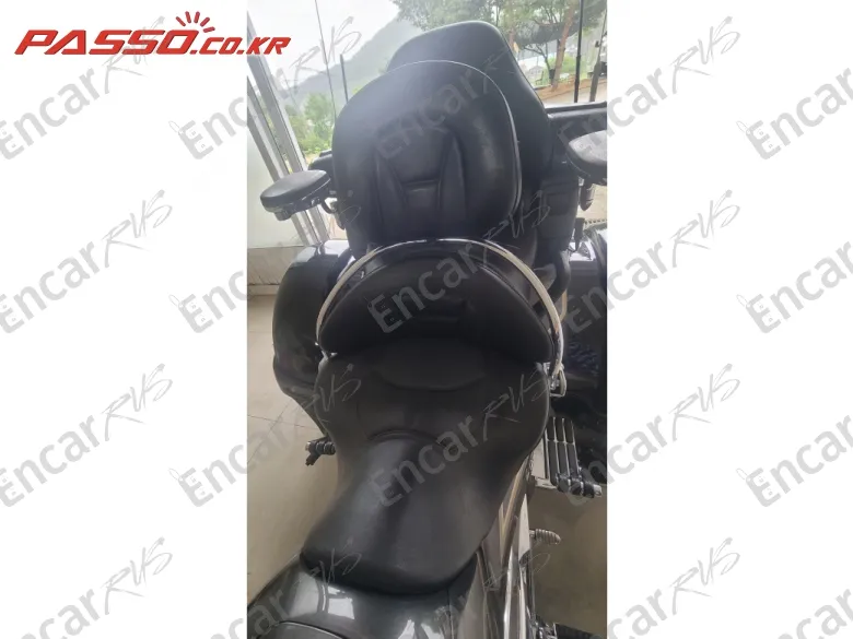 HONDA GOLDWING 1800 - фото 6