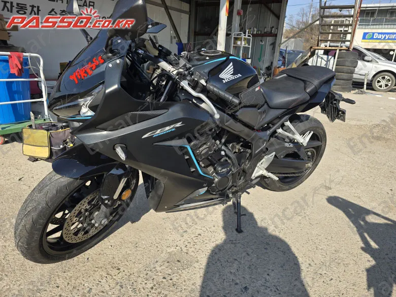 HONDA CBR 650 R ABS - фото 6
