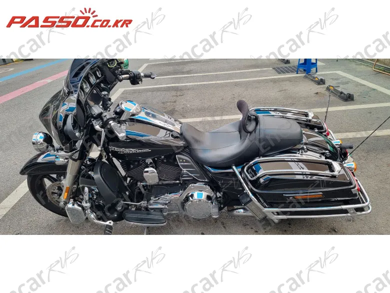 HARLEY-DAVIDSON FLHX - фото 1