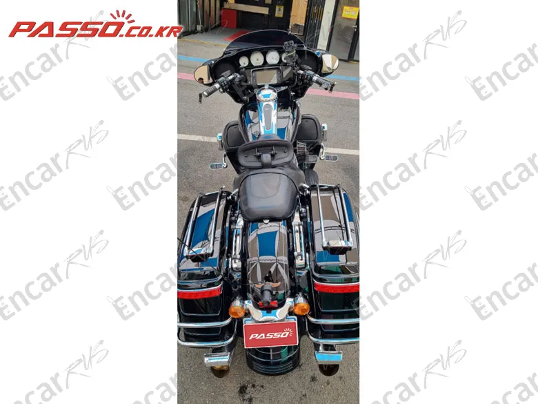 HARLEY-DAVIDSON FLHX - фото 3