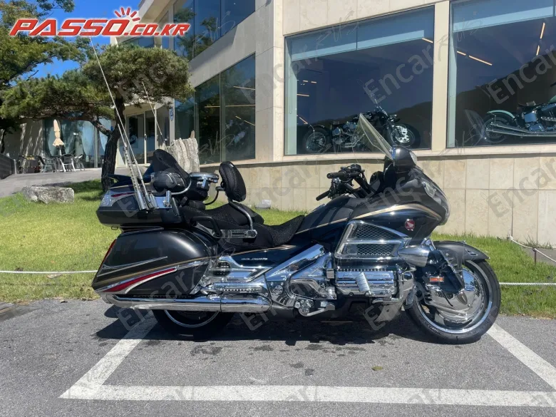 HONDA GOLDWING 1800 - фото 0