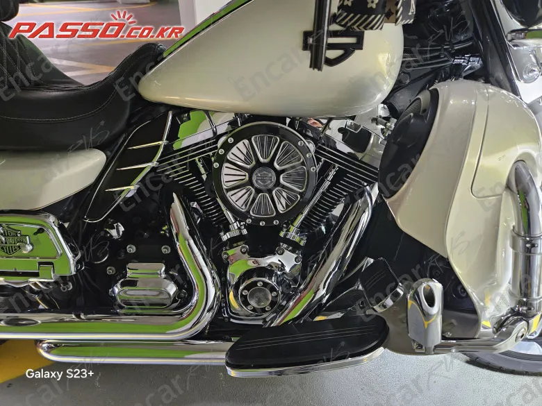 HARLEY-DAVIDSON FLHX - фото 4