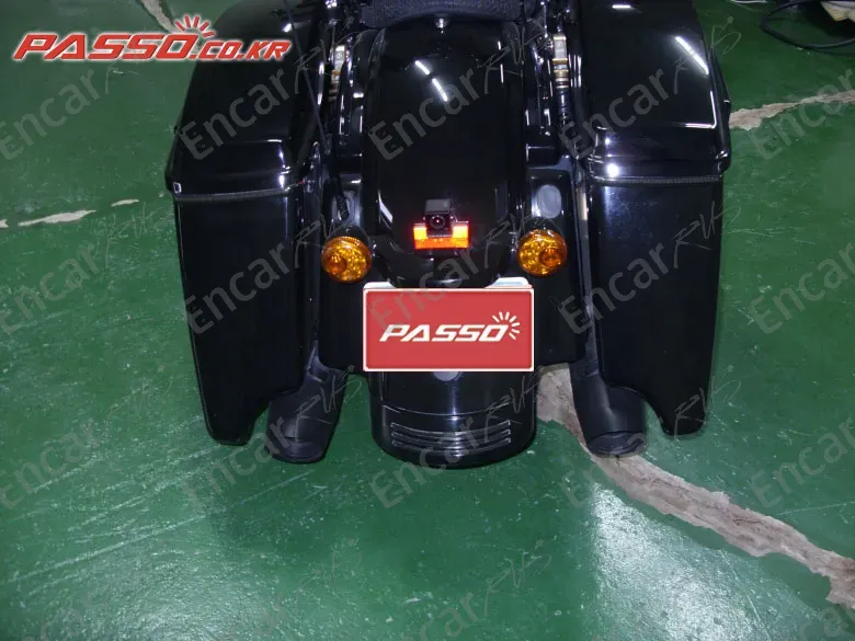 HARLEY-DAVIDSON FLHXS STREET GLIDE SPECIAL - фото 2