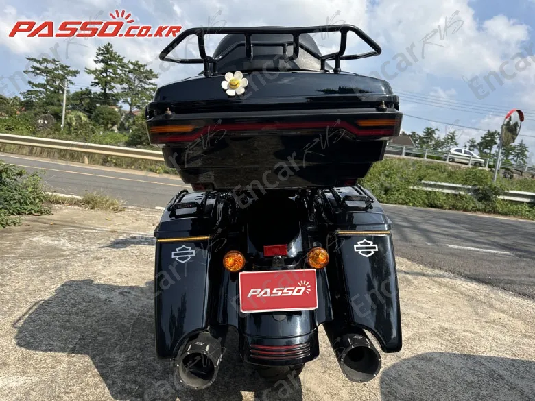 HARLEY-DAVIDSON FLHXS STREET GLIDE SPECIAL - фото 2