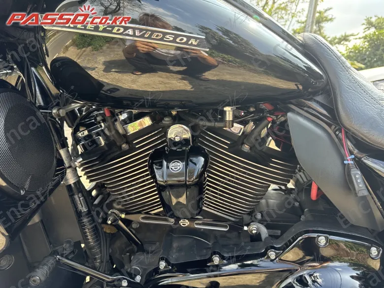 HARLEY-DAVIDSON FLHXS STREET GLIDE SPECIAL - фото 4