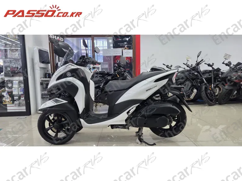 YAMAHA TRICITY 125 - фото 1