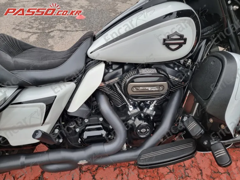 HARLEY-DAVIDSON FLHXS STREET GLIDE SPECIAL - фото 4