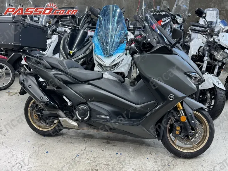 YAMAHA T MAX 560 - фото 0