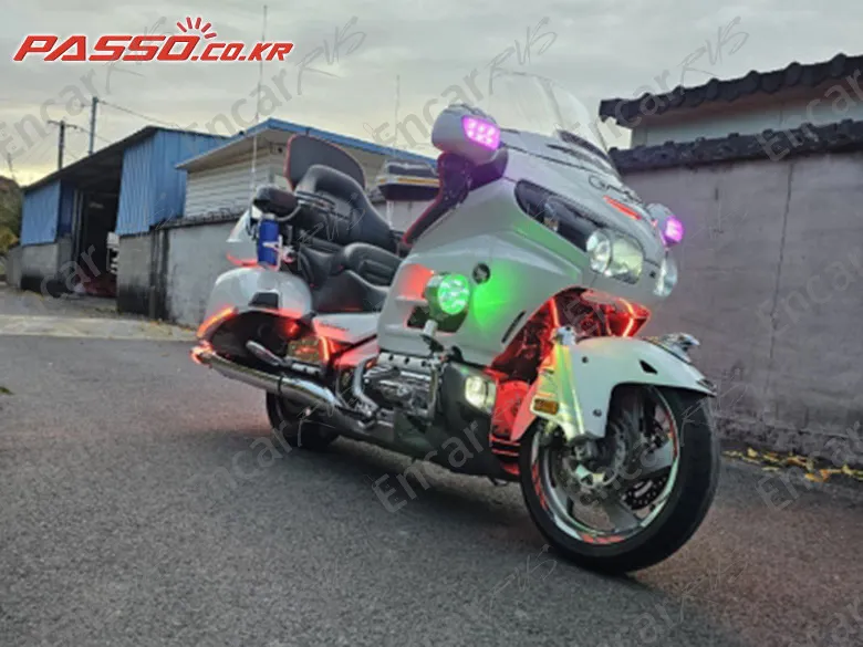 HONDA GOLDWING 1800 - фото 0