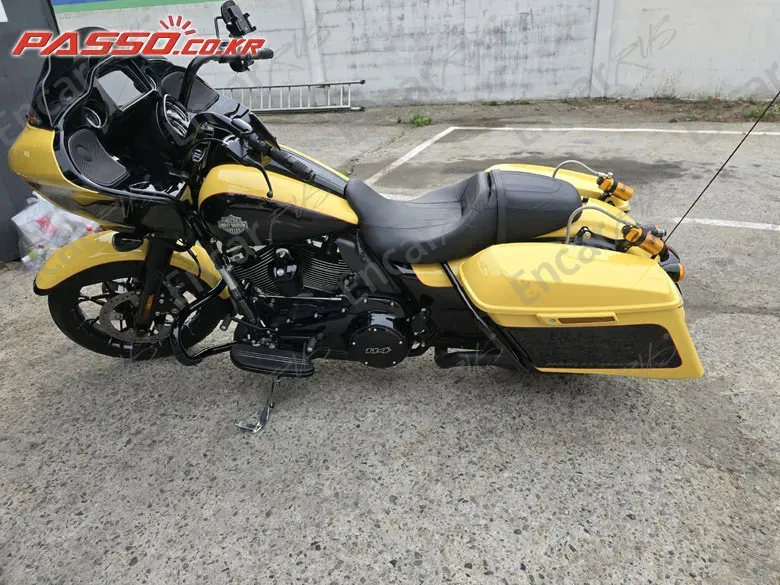 HARLEY-DAVIDSON ROAD GLIDE SPECIAL - фото 1
