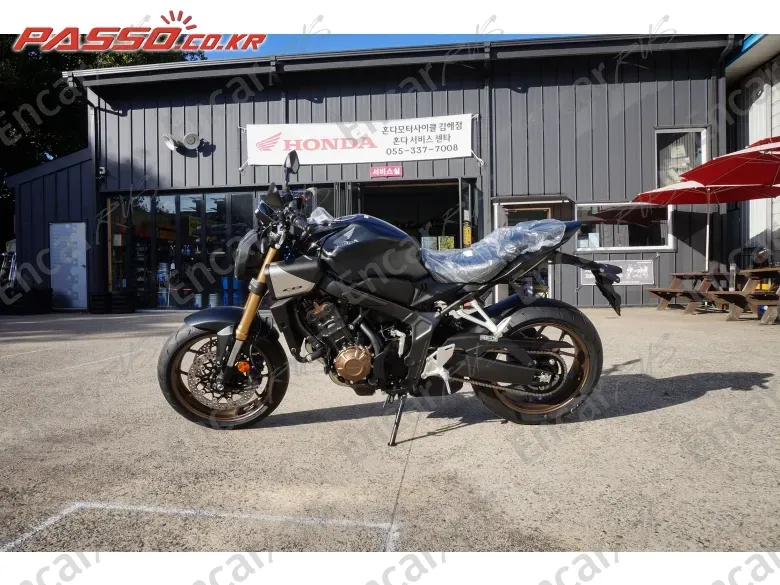 HONDA CB 650 R ABS - фото 1