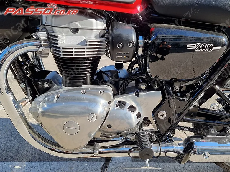 KAWASAKI W 800 - фото 4
