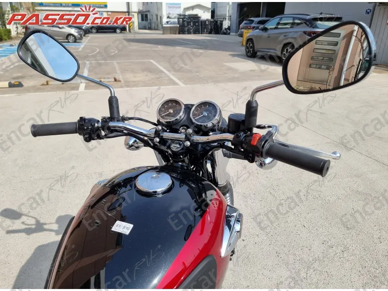 KAWASAKI W 800 - фото 3