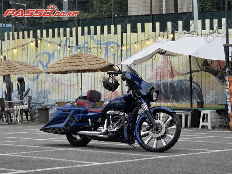 HARLEY-DAVIDSON FLHX - фото 0