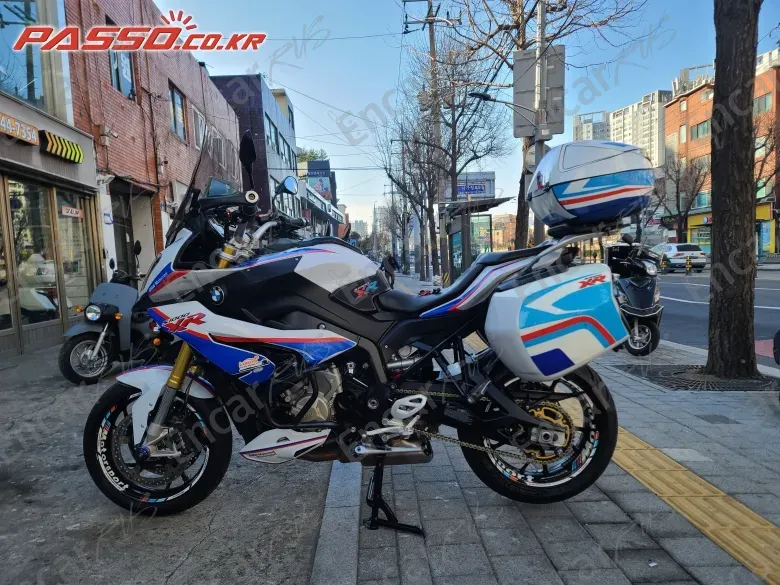 BMW S 1000 XR - фото 1