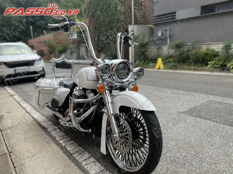 HARLEY-DAVIDSON FLHR - фото 1