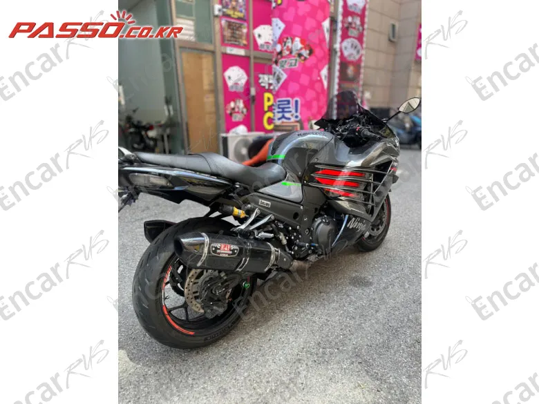 KAWASAKI ZZR 1400 - фото 6