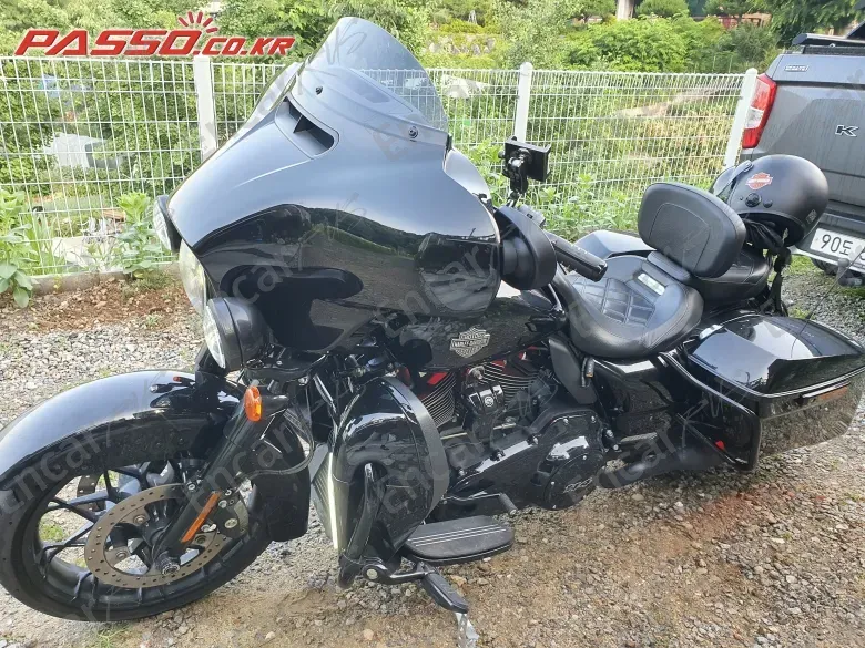 HARLEY-DAVIDSON FLHX - фото 0