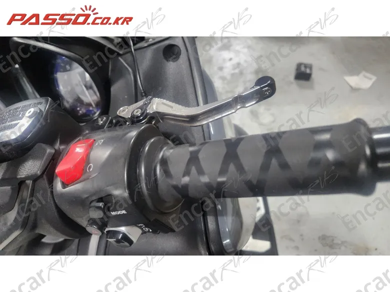 YAMAHA T MAX 560 - фото 3