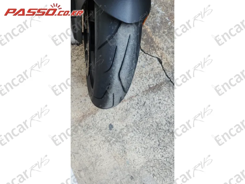 YAMAHA T MAX 560 - фото 5