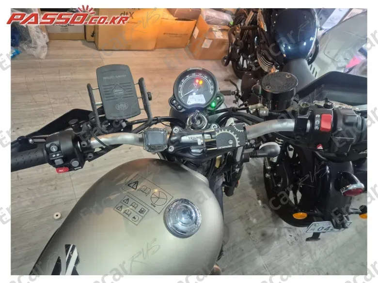 TRIUMPH STREET SCRAMBLER - фото 3