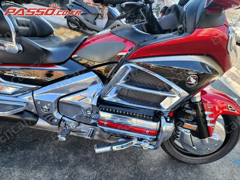 HONDA GOLDWING 1800 - фото 4