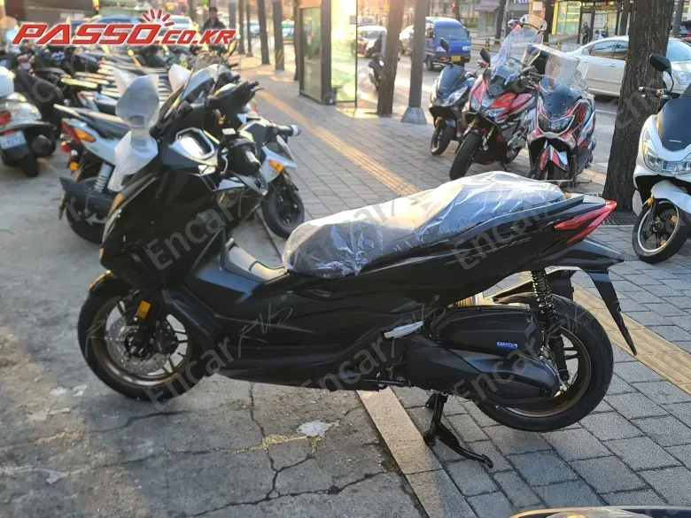 HONDA FORZA 350 - фото 1