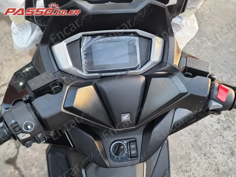 HONDA FORZA 350 - фото 3