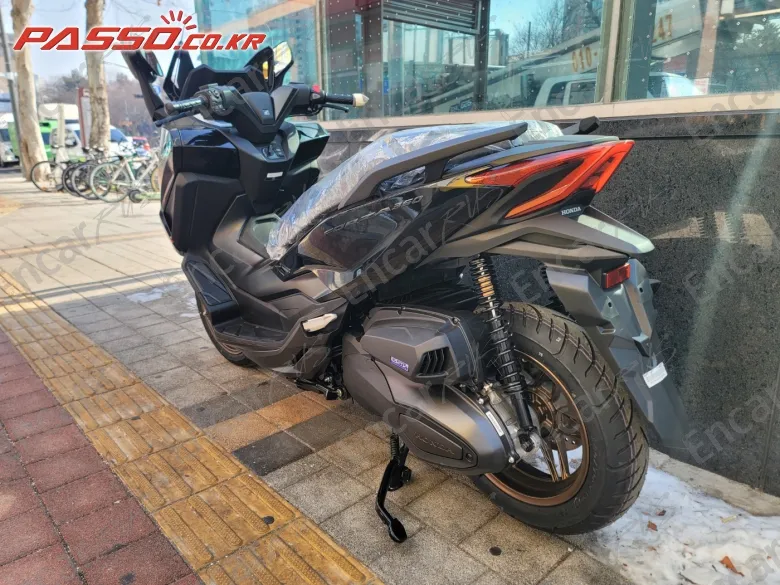 HONDA FORZA 350 - фото 2