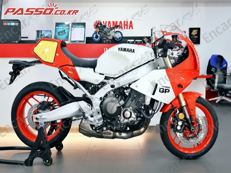YAMAHA XSR 900 GP - фото 0