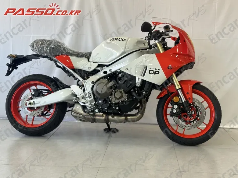 YAMAHA XSR 900 GP - фото 0