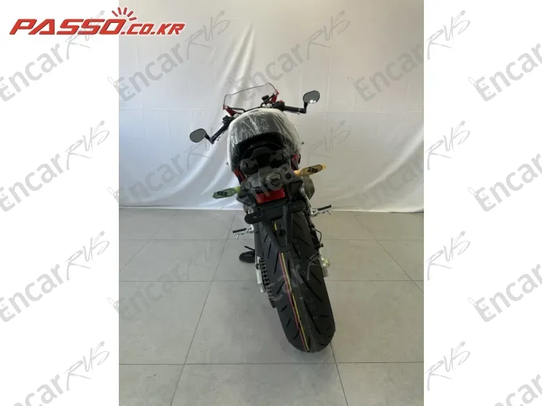 YAMAHA XSR 900 GP - фото 2