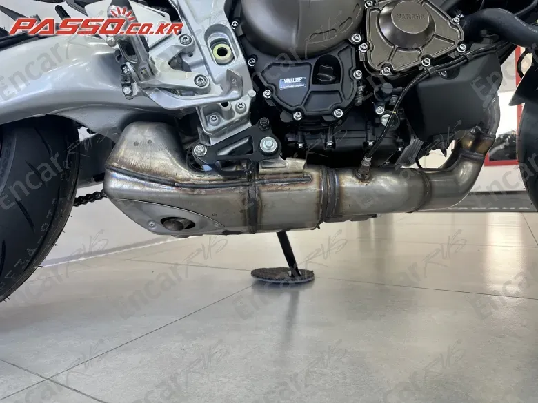 YAMAHA XSR 900 GP - фото 6