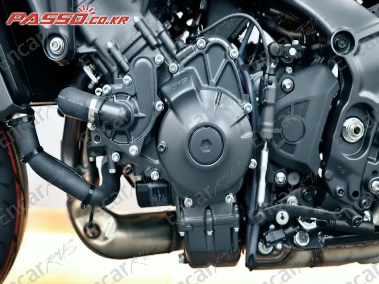 YAMAHA MT 09 SP - фото 4