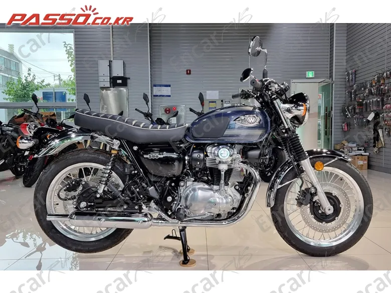 KAWASAKI W 800 - фото 0