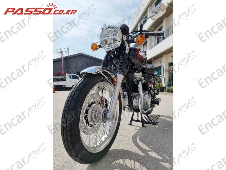 KAWASAKI W 800 - фото 5