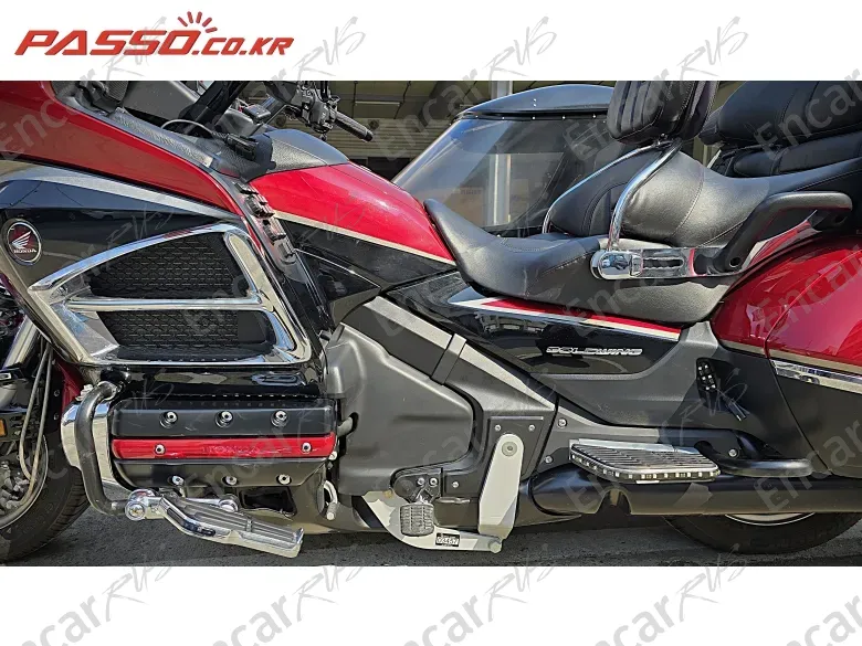 HONDA GOLDWING 1800 - фото 4