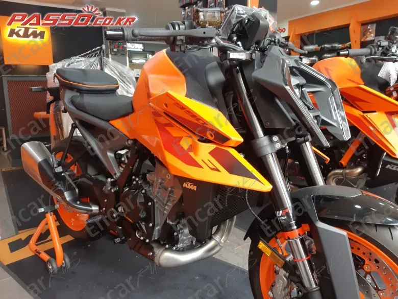 KTM 990 SUPERDUKE - фото 0