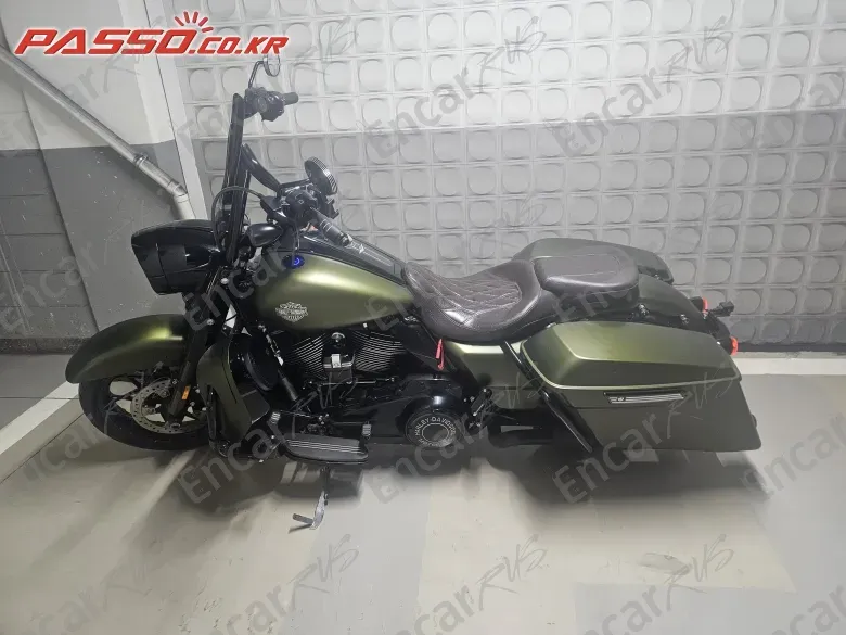 HARLEY-DAVIDSON ROAD KING SPECIAL - фото 0