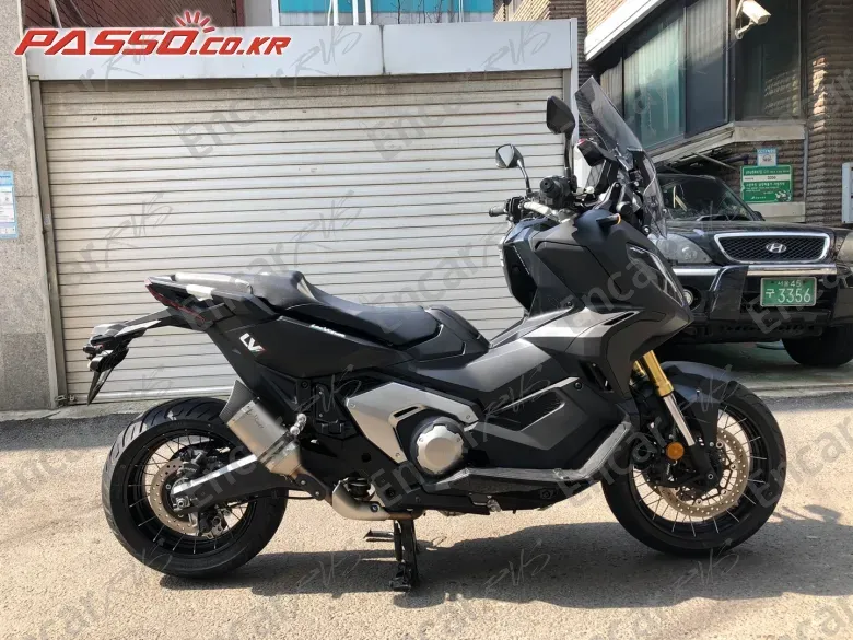 HONDA X ADV - фото 0