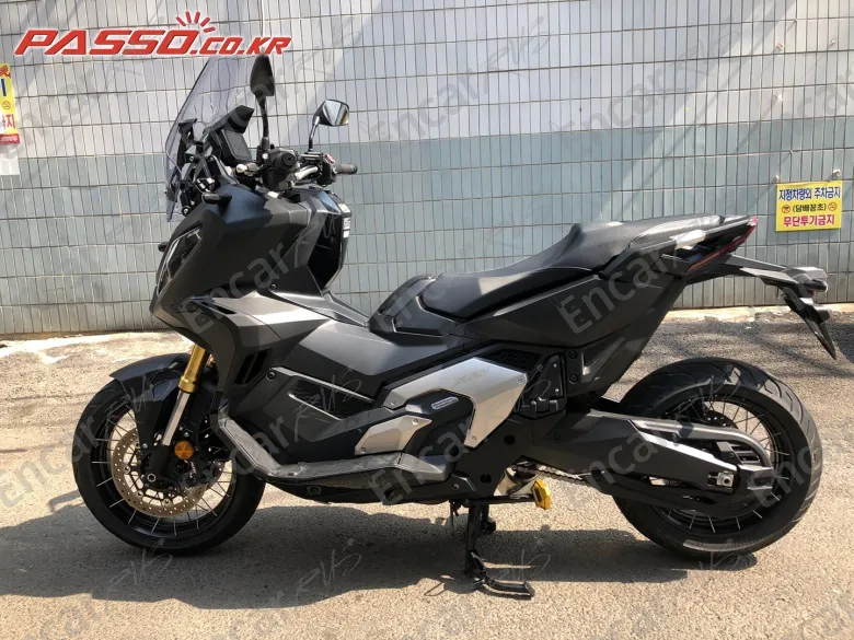 HONDA X ADV - фото 1