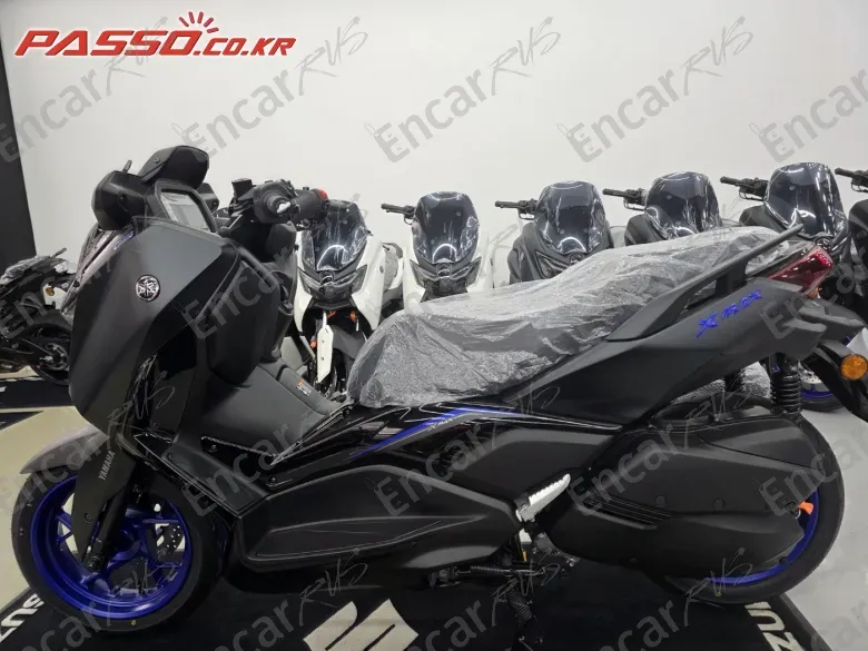 YAMAHA X MAX 300 ABS - фото 1