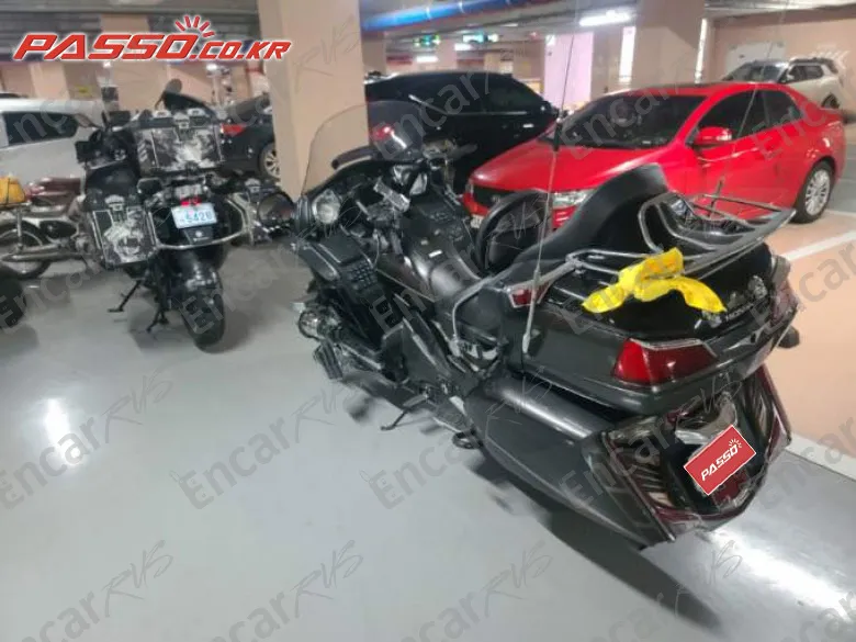 Honda Goldwing 1800 - фото 5